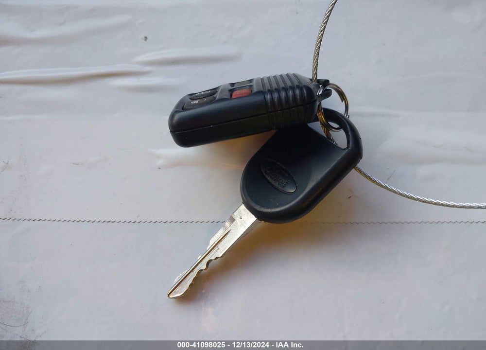 2007 FORD FOCUS S/SE/SES VIN: 1FAHP34N37W278488