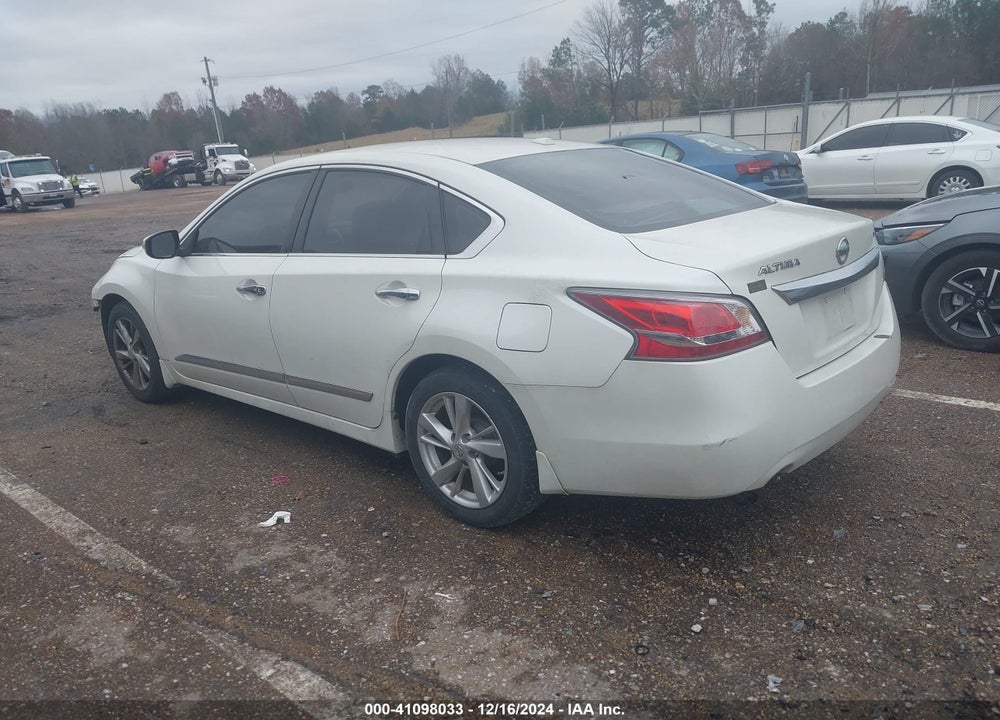 2015 NISSAN ALTIMA VIN: 1N4AL3AP5FC109804