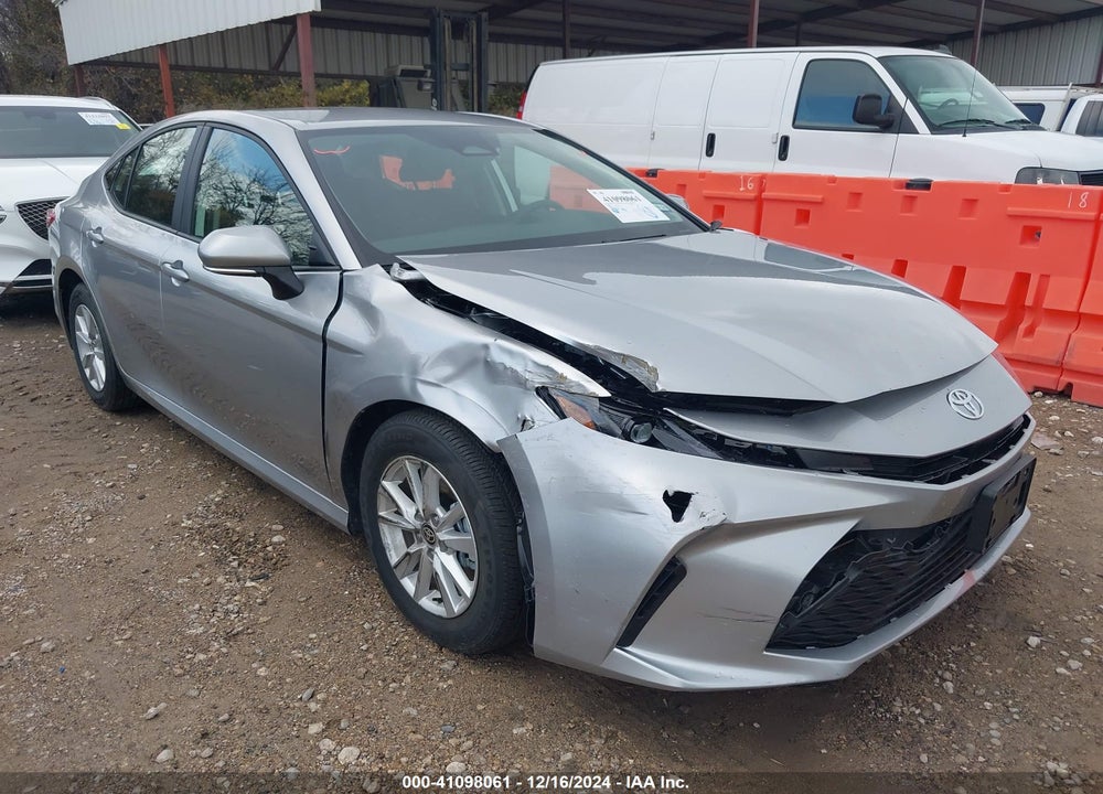 2025 TOYOTA CAMRY LE VIN: 4T1DAACK3SU543903