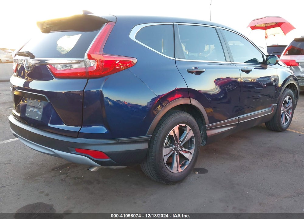 2017 HONDA CR-V LX VIN: 7FARW5H33HE003705