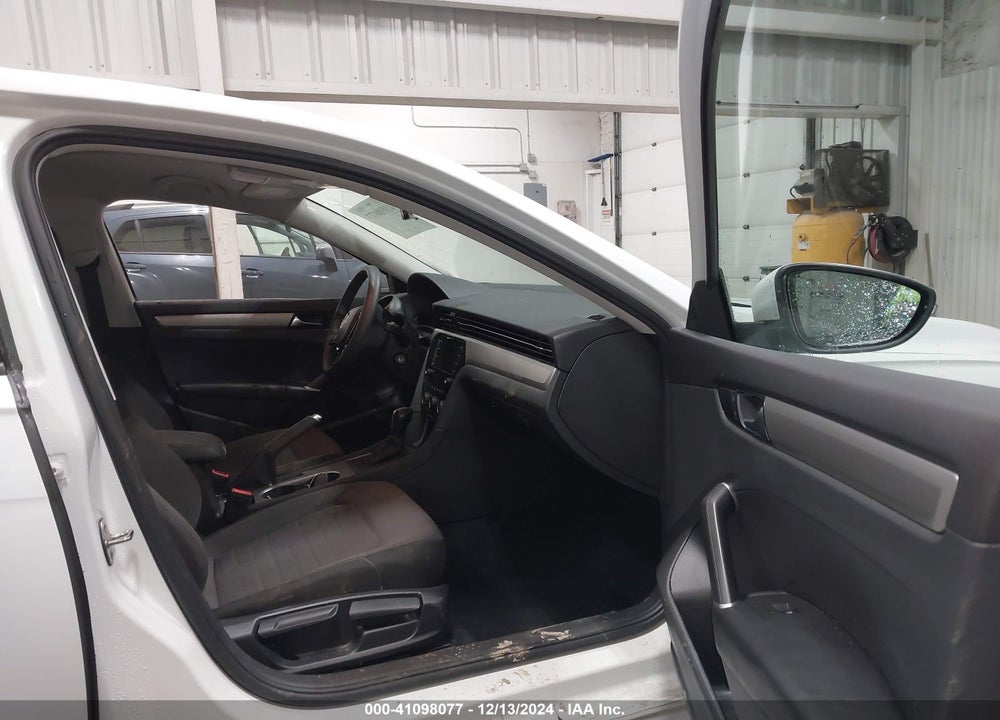 2020 VOLKSWAGEN PASSAT 2.0T S VIN: 1VWAA7A31LC023337