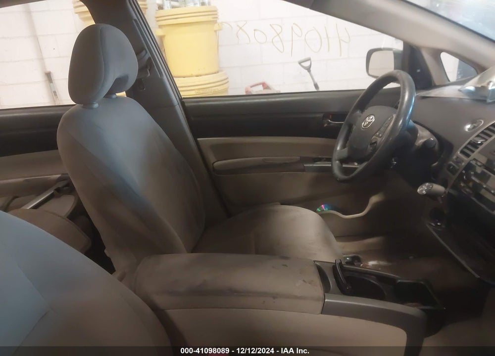 2005 TOYOTA PRIUS VIN: JTDKB20U053080052
