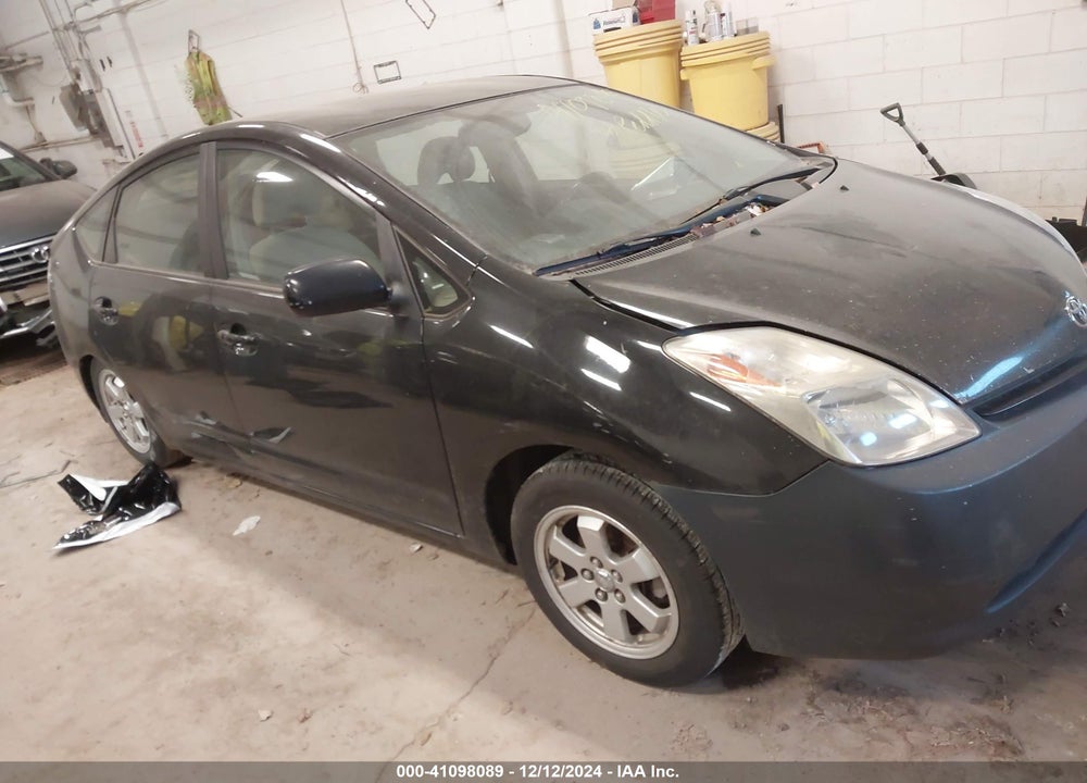 2005 TOYOTA PRIUS VIN: JTDKB20U053080052