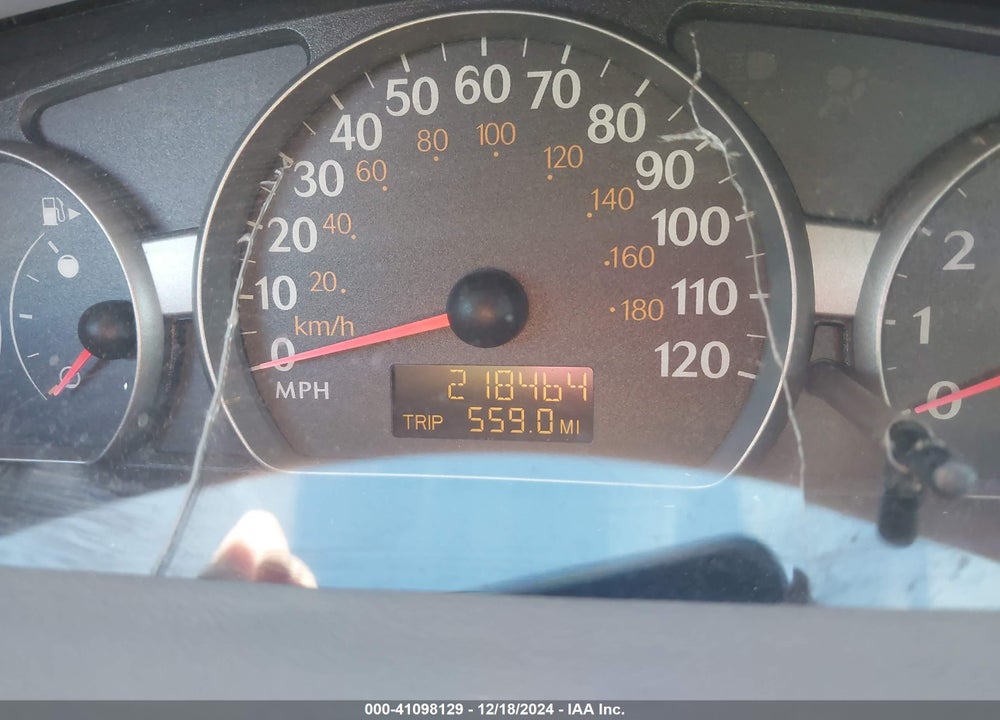 2004 SATURN ION 2 VIN: 1G8AM12F14Z211476