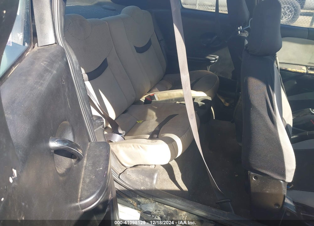 2004 SATURN ION 2 VIN: 1G8AM12F14Z211476