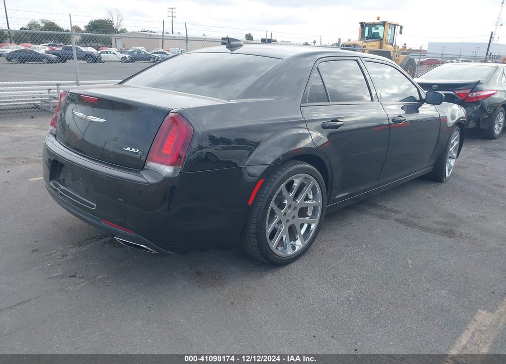 2018 CHRYSLER 300 300S VIN: 2C3CCABG6JH313964