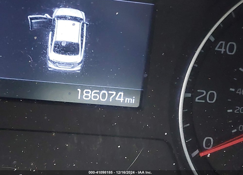 2019 KIA FORTE LXS VIN: 3KPF24AD1KE083428