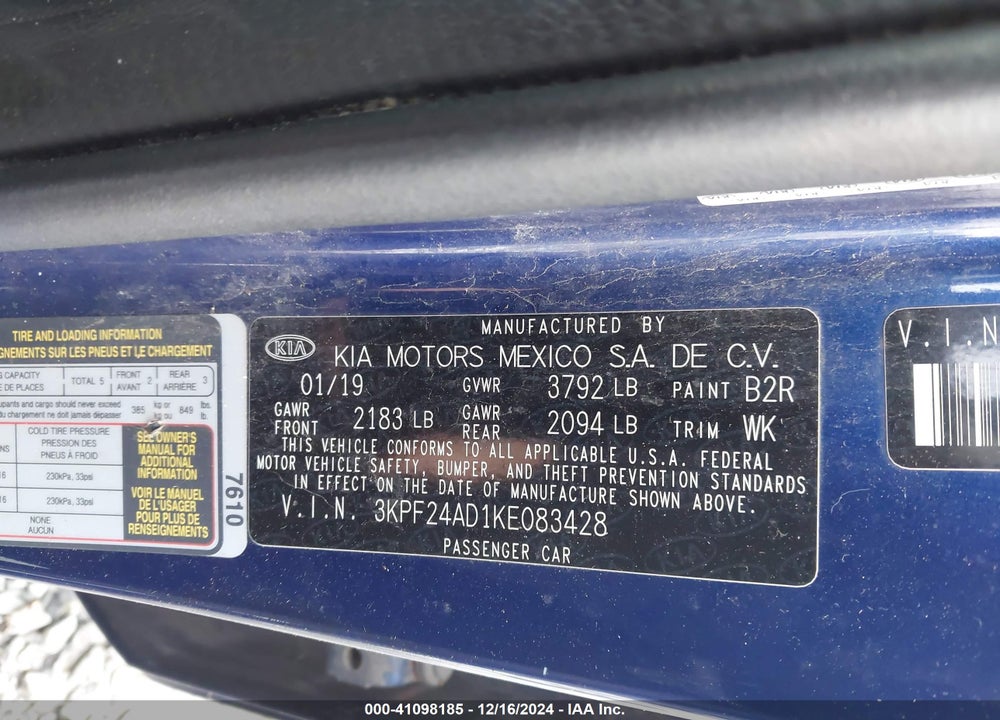 2019 KIA FORTE LXS VIN: 3KPF24AD1KE083428