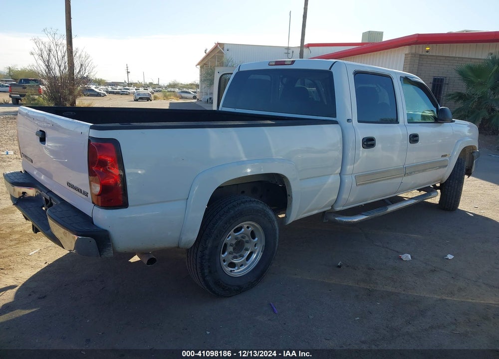 2004 CHEVROLET SILVERADO 2500 LS VIN: 1GCGC23U84F120308