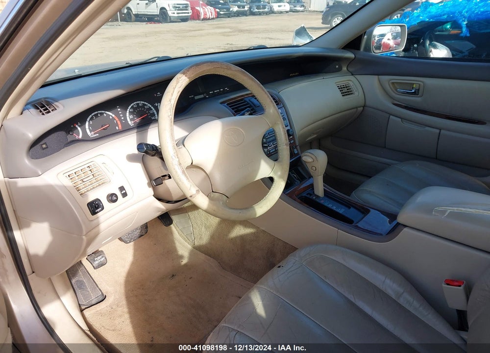 2001 TOYOTA AVALON XLS VIN: 4T1BF28B81U174185