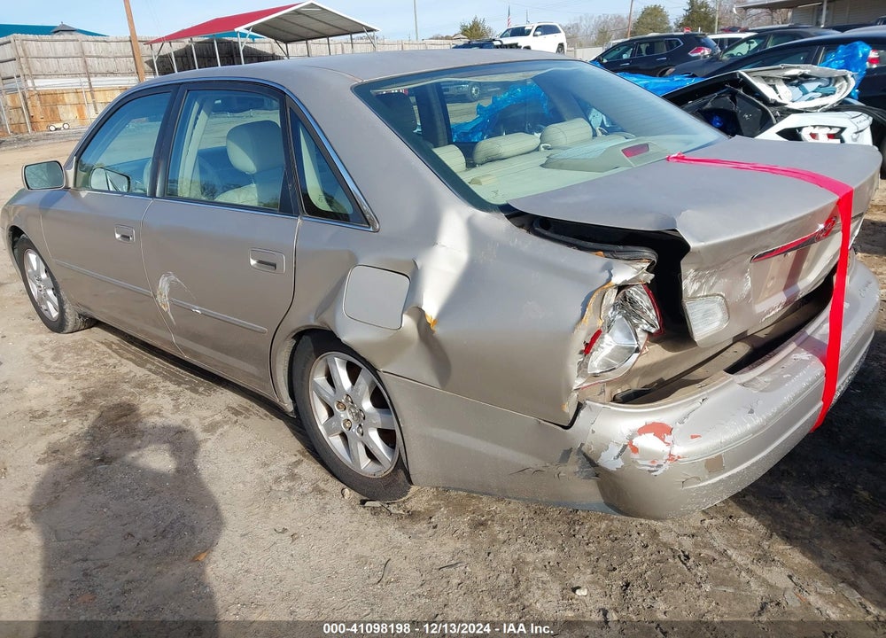 2001 TOYOTA AVALON XLS VIN: 4T1BF28B81U174185