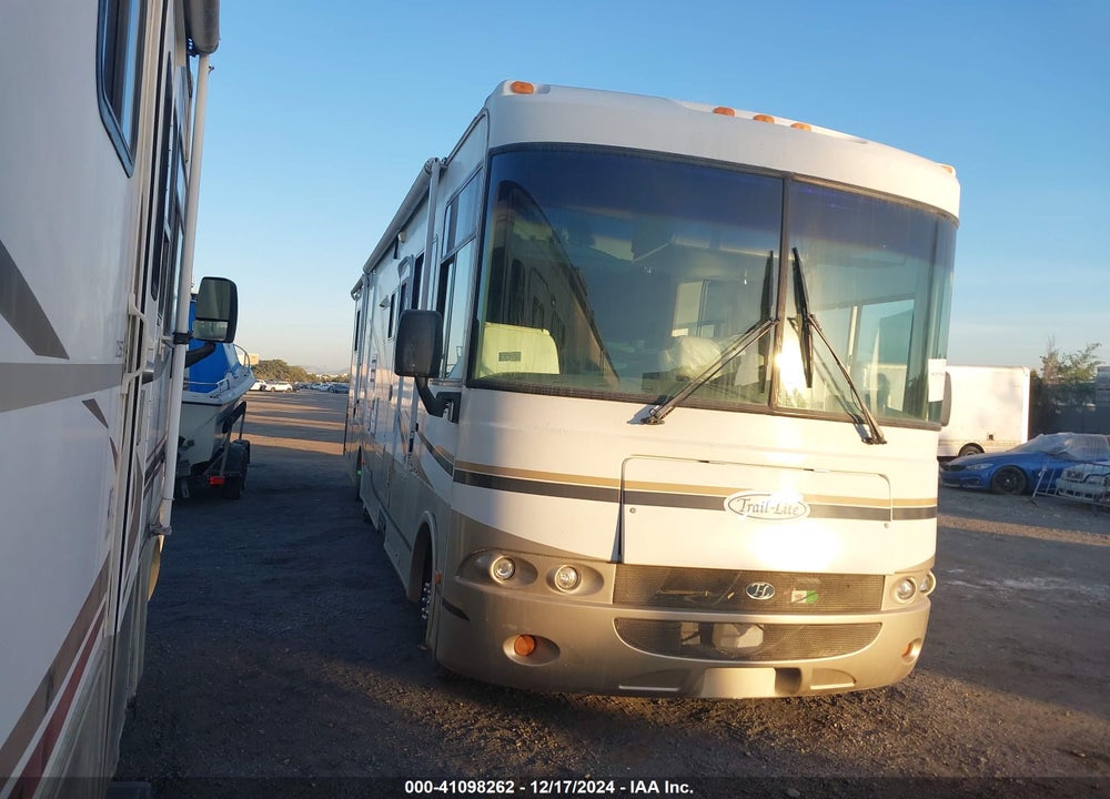 2004 R-VISION MOTORHOME CHASSIS VIN: 5B4LP57G133363232