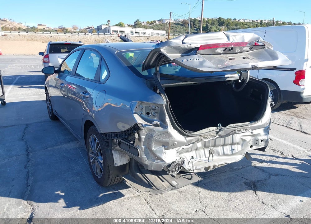 2023 KIA FORTE LXS VIN: 3KPF24AD1PE520089