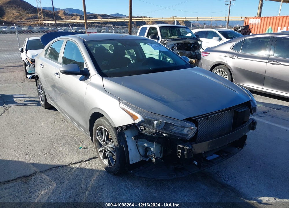 2023 KIA FORTE LXS VIN: 3KPF24AD1PE520089