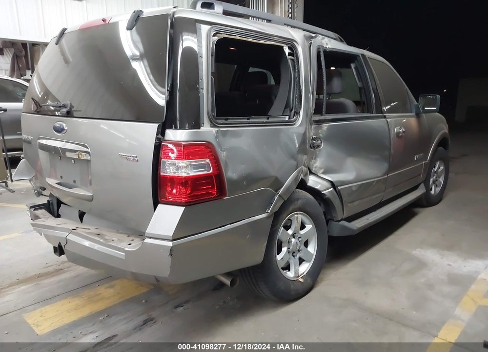 2008 FORD EXPEDITION XLT VIN: 1FMFU15508LA81905