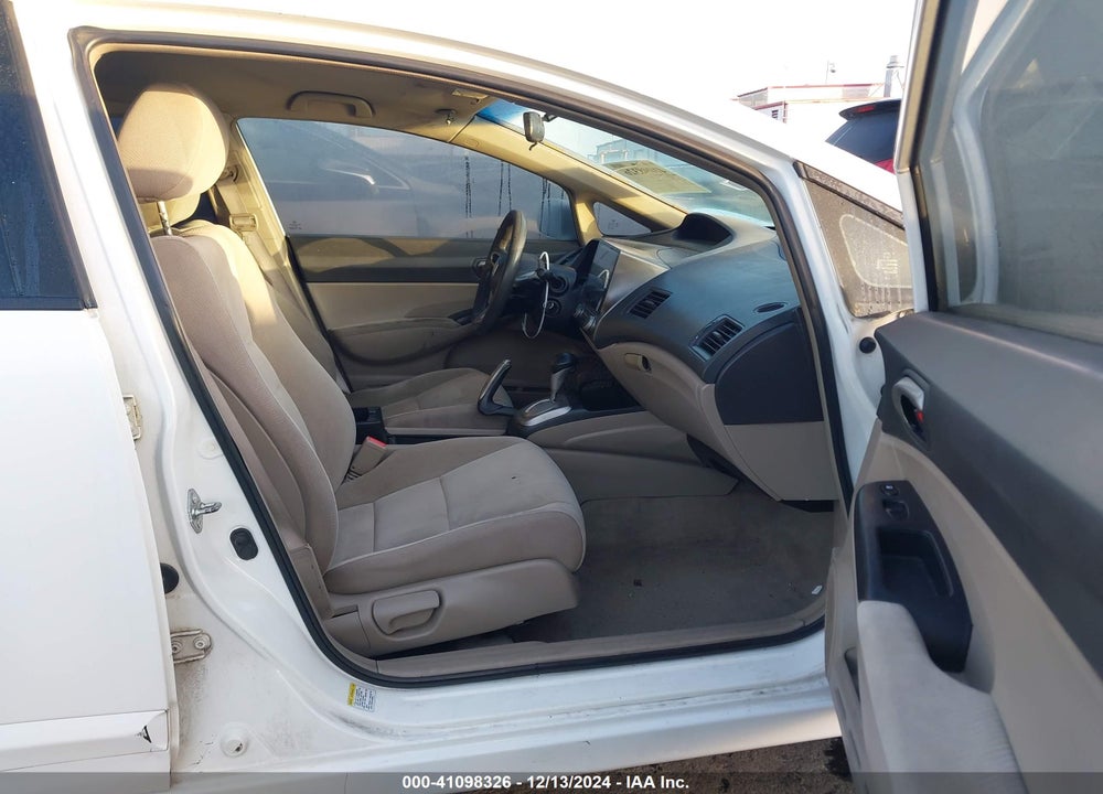2011 HONDA CIVIC LX VIN: 2HGFA1F56BH527427
