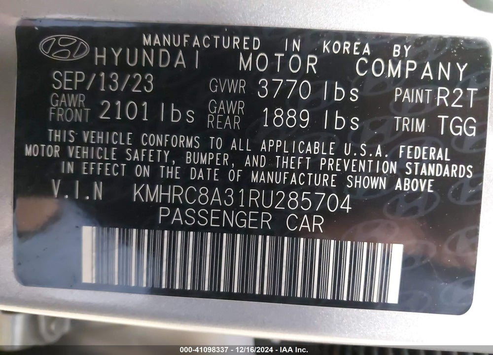 2024 HYUNDAI VENUE SEL VIN: KMHRC8A31RU285704