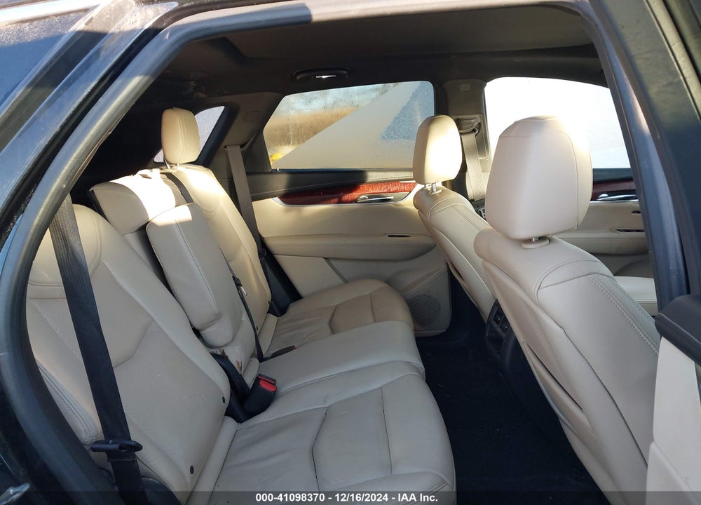 2017 CADILLAC XT5 LUXURY VIN: 1GYKNBRS0HZ105570