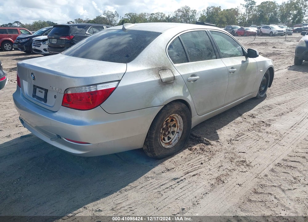 2010 BMW 528I VIN: WBANU5C51AC442555