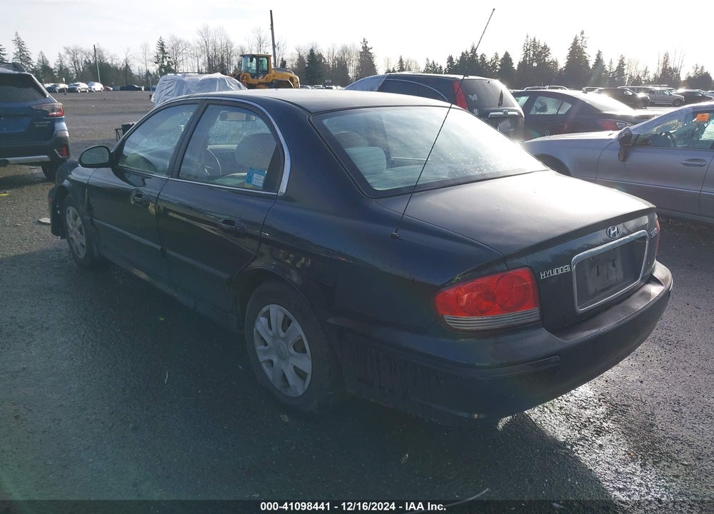 2004 HYUNDAI SONATA VIN: KMHWF25S24A047508