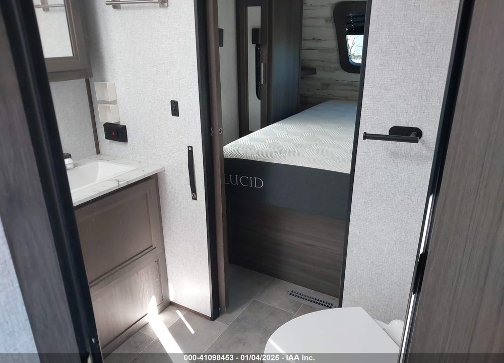 2021 KEYSTONE KODIAK TRAVEL TRAILER VIN: 4YDT33224MJ970631