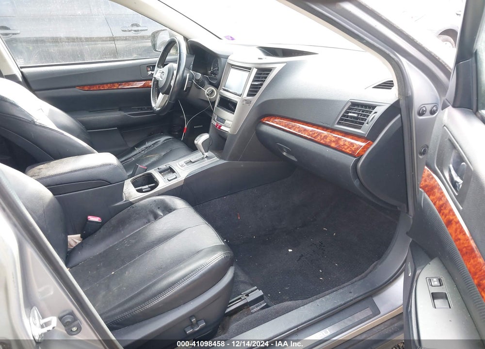 2011 SUBARU OUTBACK 2.5I LIMITED VIN: 4S4BRBLC0B3380826