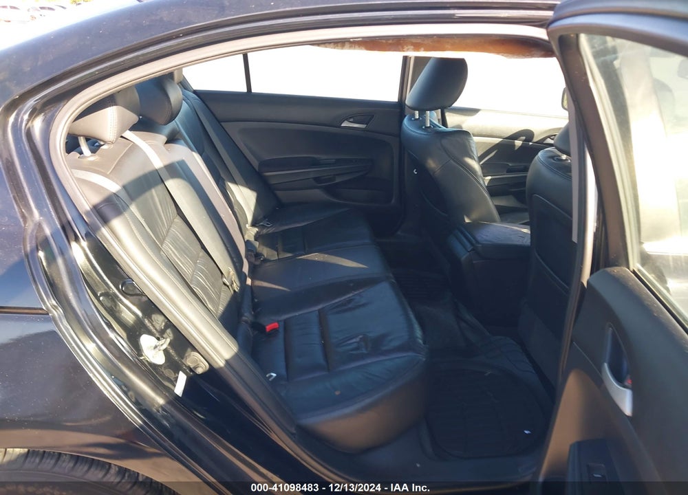2011 HONDA ACCORD 2.4 SE VIN: 1HGCP2F69BA087122