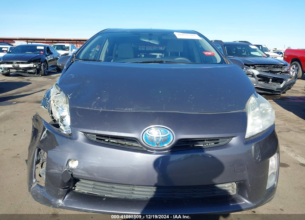 2011 TOYOTA PRIUS TWO VIN: JTDKN3DU4B0280811