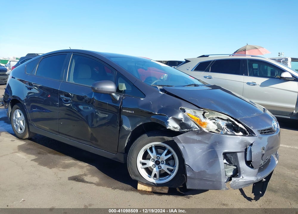 2011 TOYOTA PRIUS TWO VIN: JTDKN3DU4B0280811