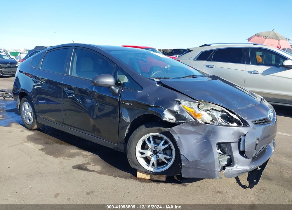 2011 TOYOTA PRIUS TWO VIN: JTDKN3DU4B0280811