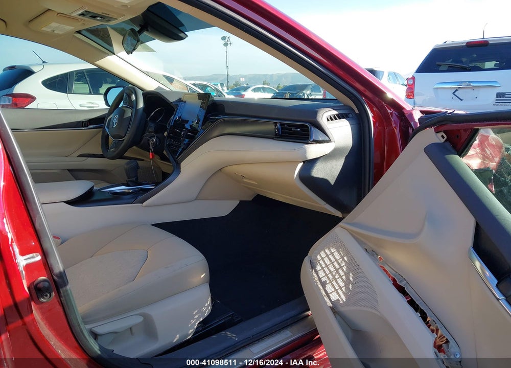 2021 TOYOTA CAMRY LE VIN: 4T1C11AK4MU596630