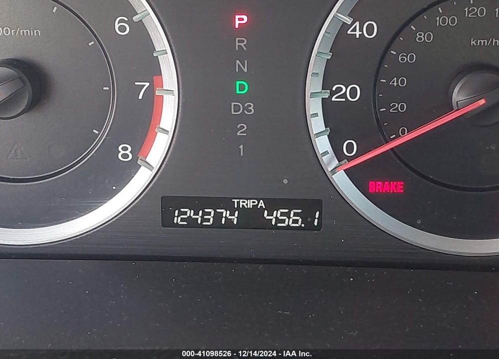 2010 HONDA ACCORD 2.4 LX-P VIN: 1HGCP2F45AA093738