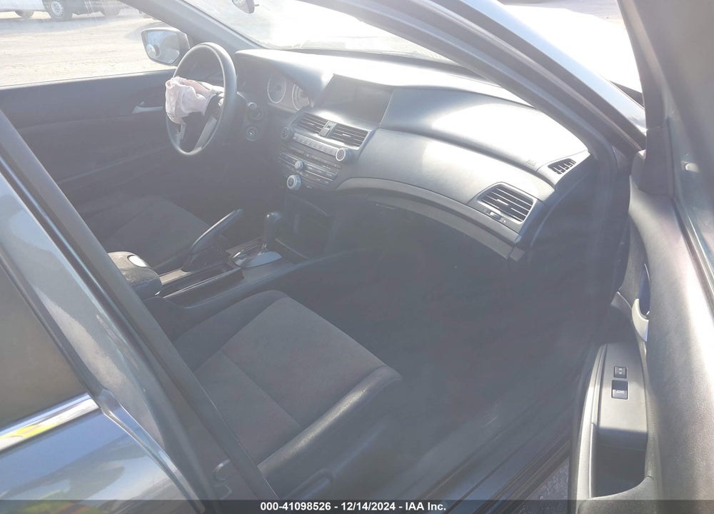2010 HONDA ACCORD 2.4 LX-P VIN: 1HGCP2F45AA093738