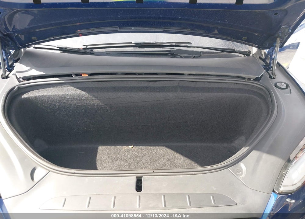 2020 TESLA MODEL X VIN: 5YJXCDE28LF302696