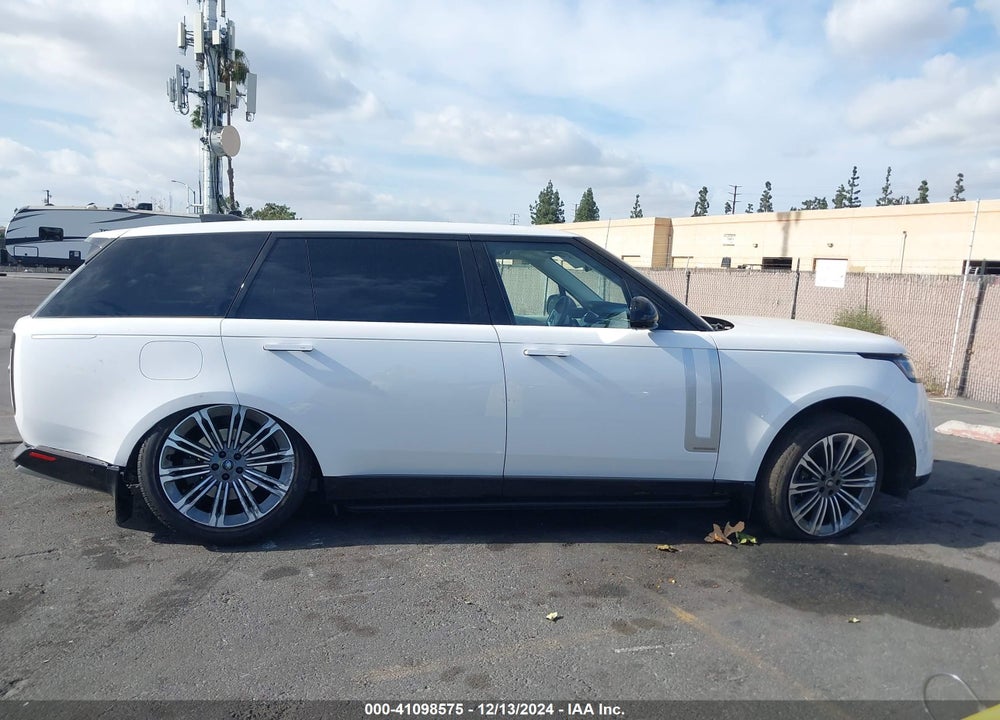 2023 LAND ROVER RANGE ROVER AUTOBIOGRAPHY/AUTOBIOGRAPHY 7 SEAT VIN: SALK1BE7XPA076782