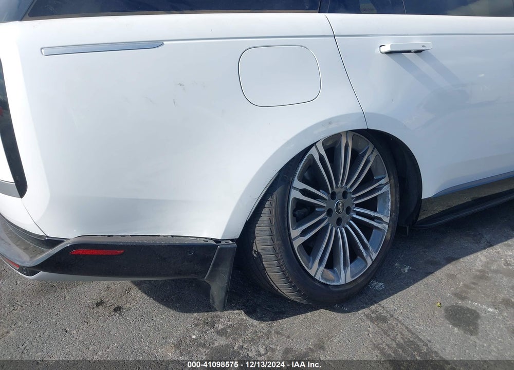 2023 LAND ROVER RANGE ROVER AUTOBIOGRAPHY/AUTOBIOGRAPHY 7 SEAT VIN: SALK1BE7XPA076782