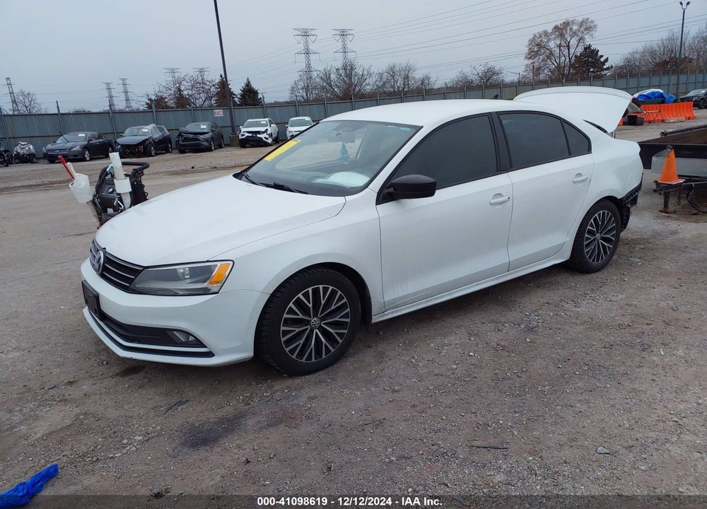 2015 VOLKSWAGEN JETTA 1.8T SPORT VIN: 3VWD17AJ1FM216439