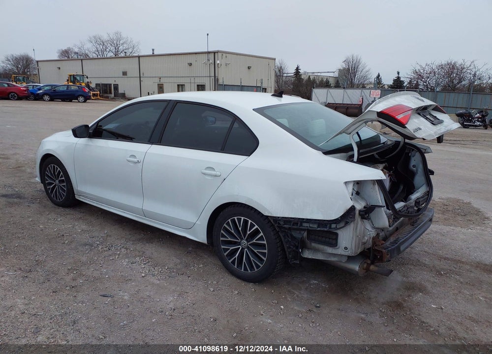 2015 VOLKSWAGEN JETTA 1.8T SPORT VIN: 3VWD17AJ1FM216439