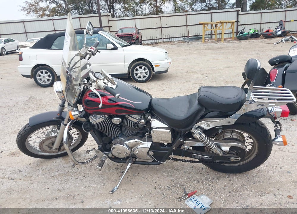 2005 HONDA VT750 DC VIN: JH2RC44555M804717