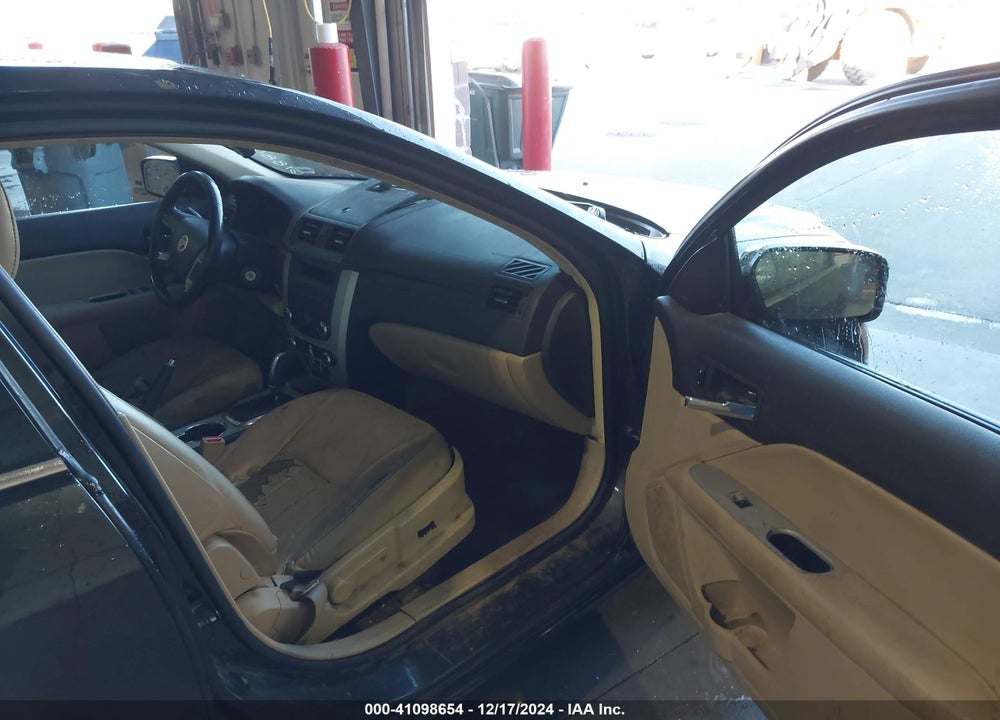 2010 MERCURY MILAN VIN: 3MEHM0CG6AR618813
