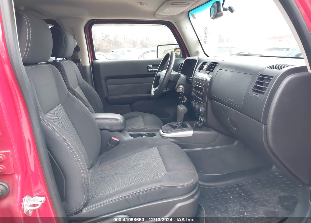 2009 HUMMER H3T VIN: 5GNEN13E798127069