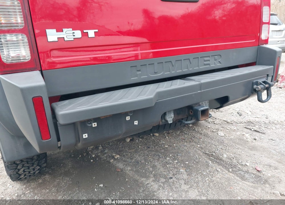 2009 HUMMER H3T VIN: 5GNEN13E798127069