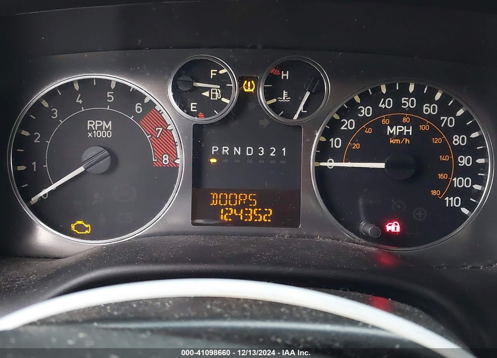 2009 HUMMER H3T VIN: 5GNEN13E798127069