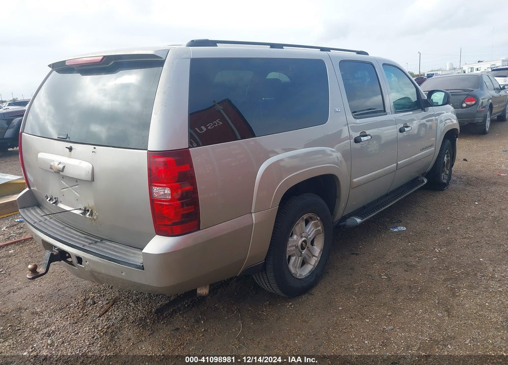 2008 CHEVROLET SUBURBAN 1500 LT VIN: 3GNFK16378G256114