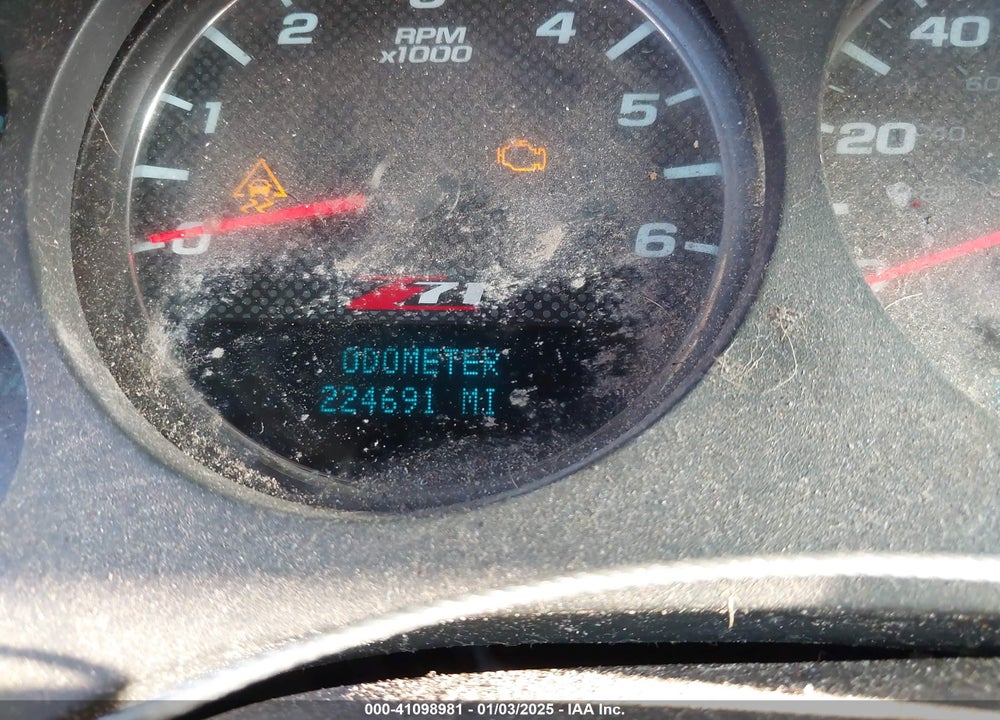 2008 CHEVROLET SUBURBAN 1500 LT VIN: 3GNFK16378G256114