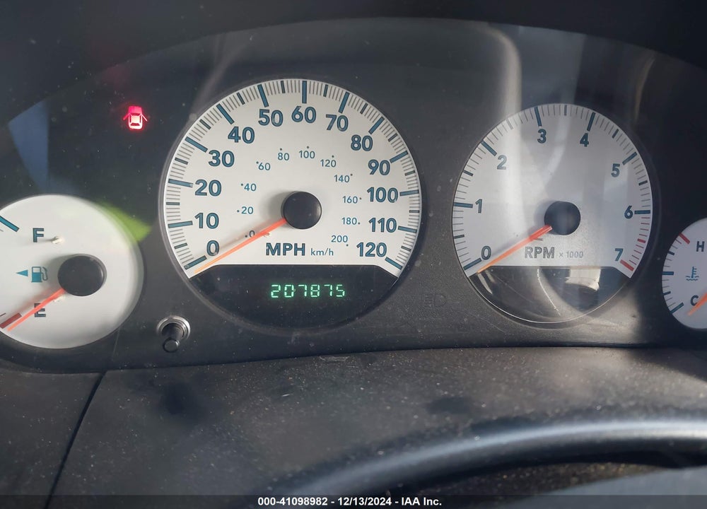 2005 DODGE GRAND CARAVAN SXT VIN: 2D4GP44L15R517247