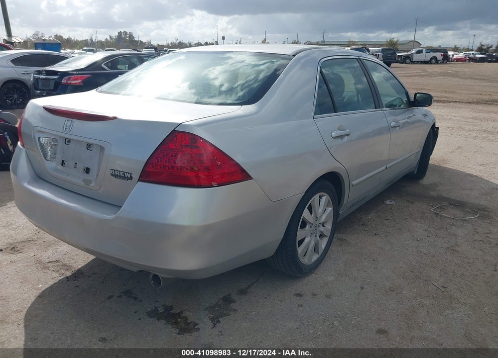 2007 HONDA ACCORD 3.0 LX VIN: 1HGCM66377A005174