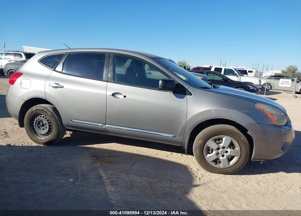 2014 NISSAN ROGUE SELECT S VIN: JN8AS5MT7EW602631
