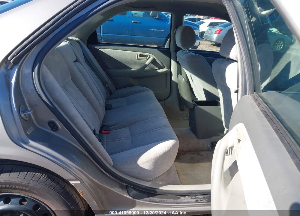 1997 TOYOTA CAMRY LE VIN: 4T1BG22K9VU088895