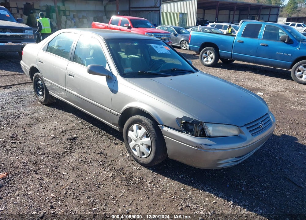 1997 TOYOTA CAMRY LE VIN: 4T1BG22K9VU088895